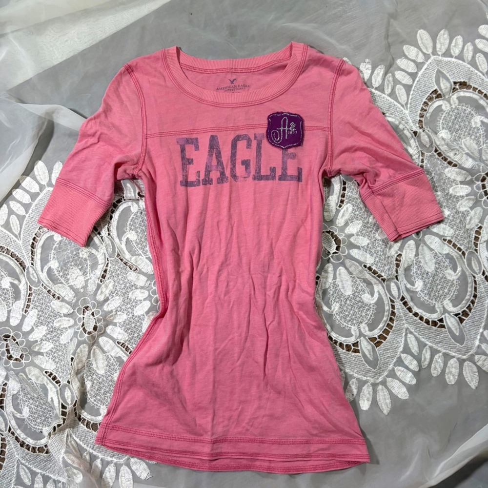 Y2K American Eagle Pink Graphic Tee Distressed Eagle Crest Elbow Sleeve Top S